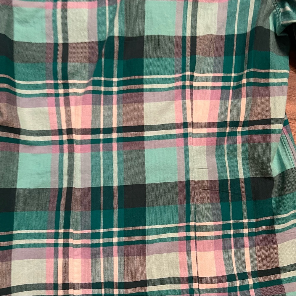 The North Face Women’s Medium Button Up Long Sleeve NWT - Picture 6 of 7